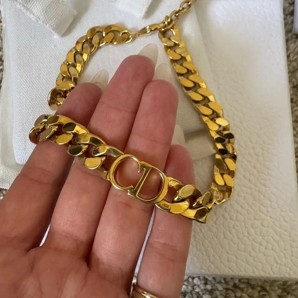 Christian Dior 30 Montaigne Short Necklace Gold Chain Necklace - Picture 9 of 10